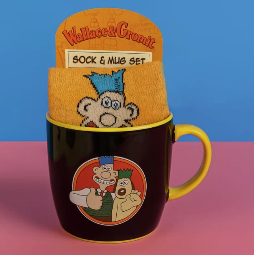 Wallace & Gromit Socks & Heat Changing Mug (Merry Cheesemas!) Gift Set